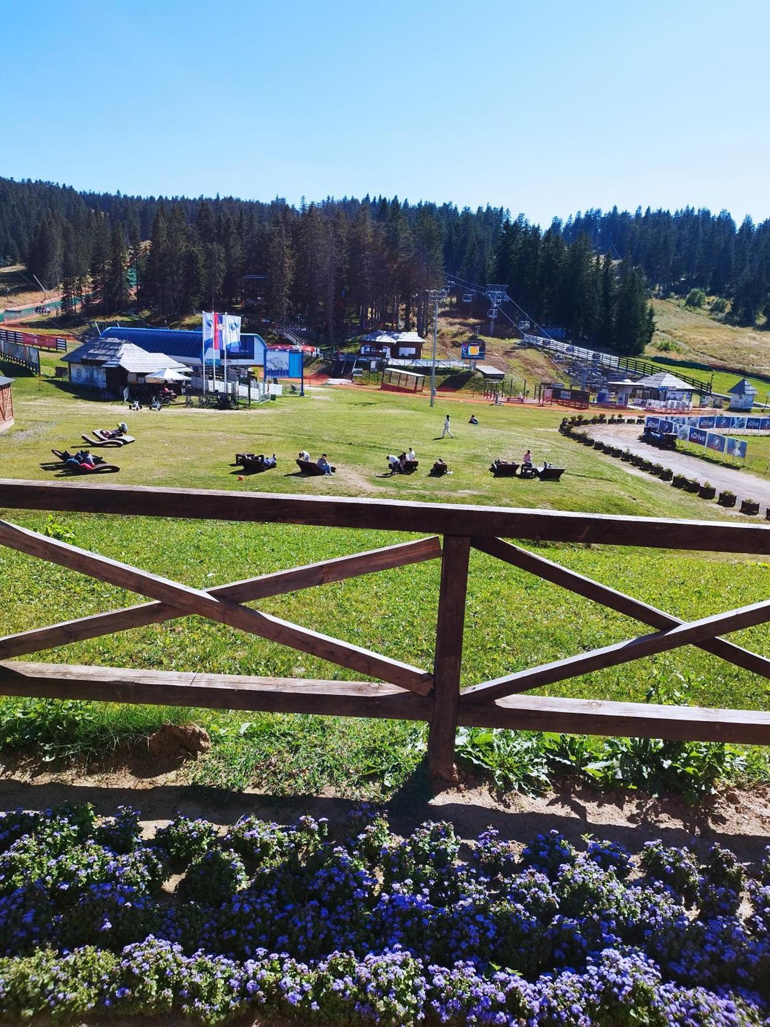 Apartment Maja Konaci Kopaonik Ngoại thất bức ảnh